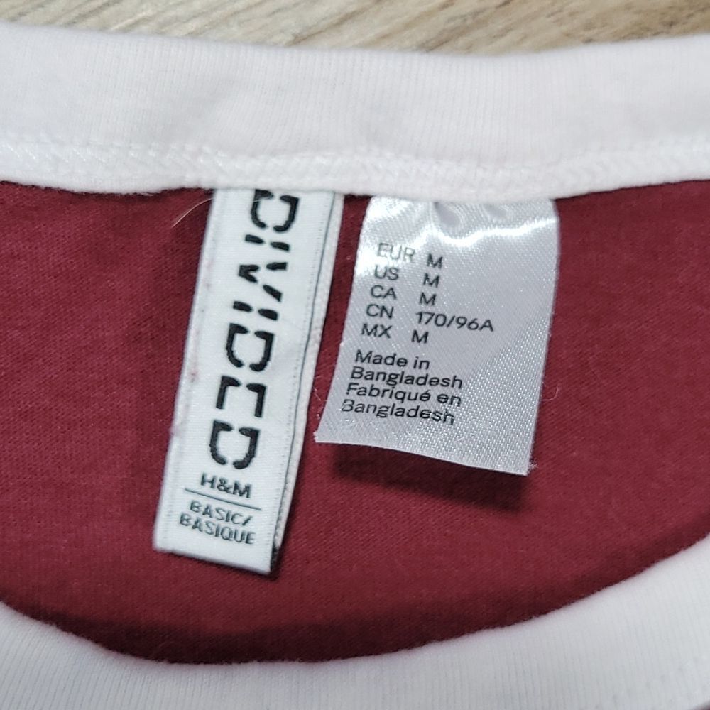 💜H&M Divided Maroon &White Cropped Short Sleeve Top Medium - Picture 6 of 9